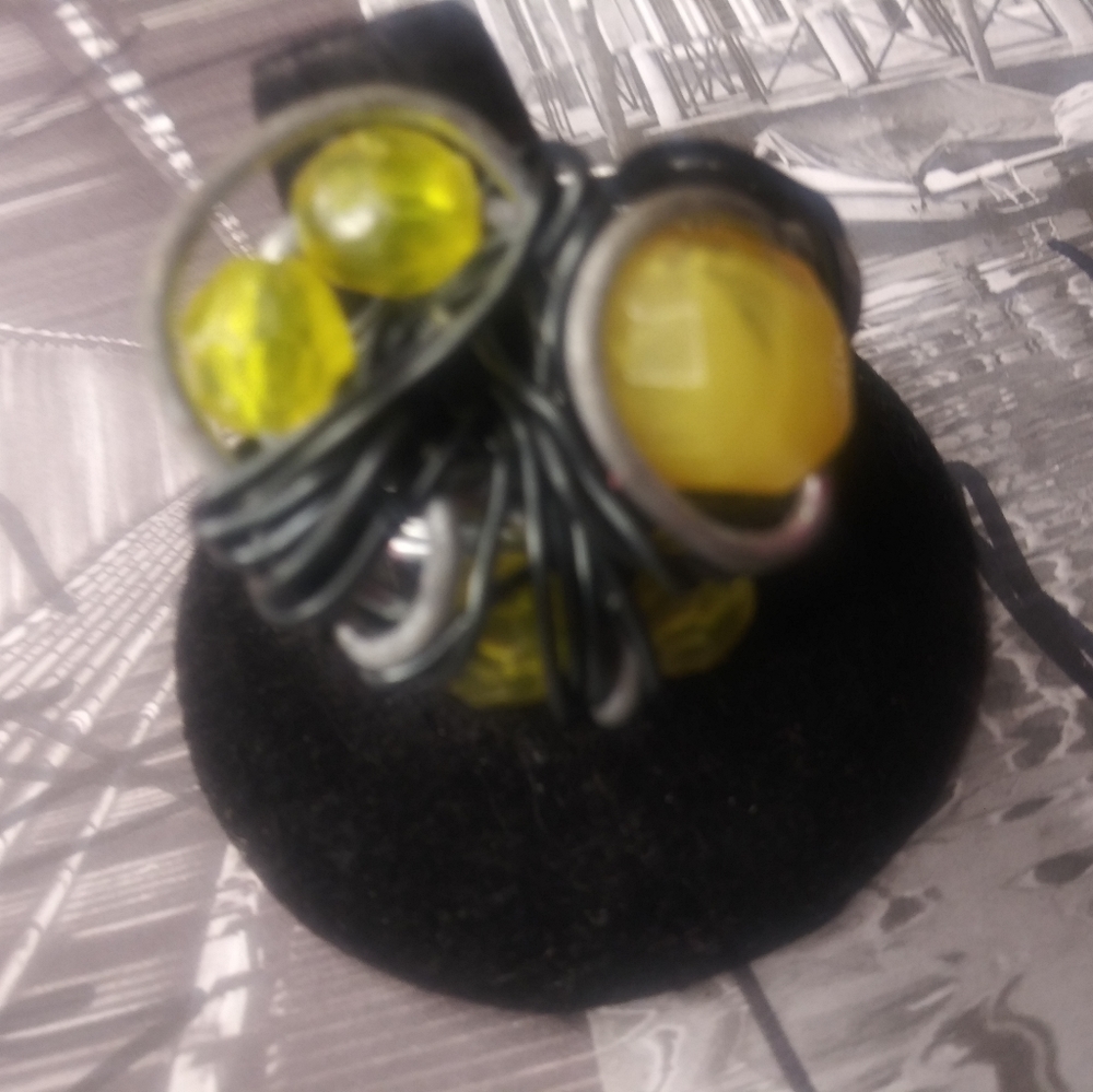 Jewelry - Picture 2 of 10